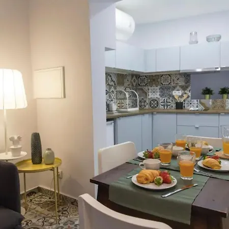 Renovated Alfama With Free Pick-up, By Timecooler Lisboa