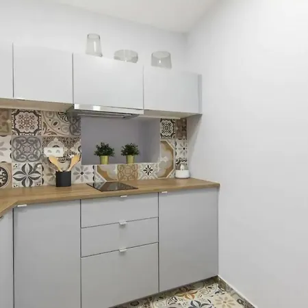 Renovated Alfama With Free Pick-up, By Timecooler Appartamento *