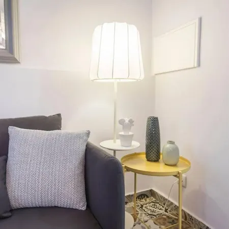 Renovated Alfama With Free Pick-up, By Timecooler