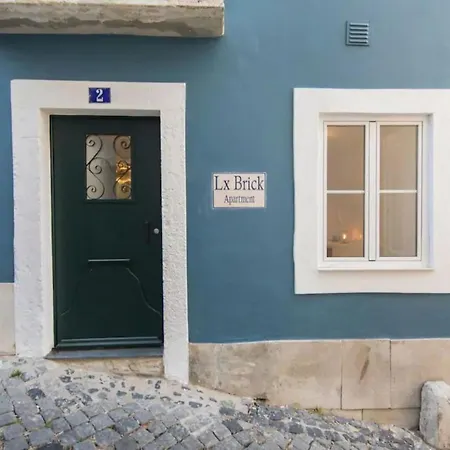Appartamento Renovated Alfama With Free Pick-up, By Timecooler *
