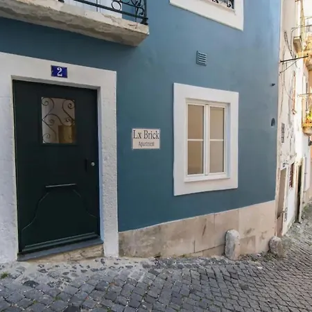 Renovated Alfama With Free Pick-up, By Timecooler * Lisboa