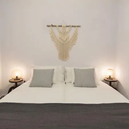 شقة Renovated Alfama With Free Pick-up, By Timecooler *